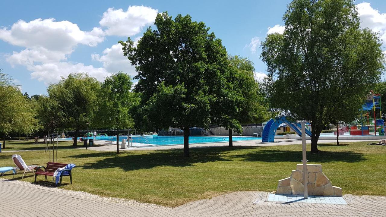 Zafir Sziget Apartman Sárvár Dış mekan fotoğraf